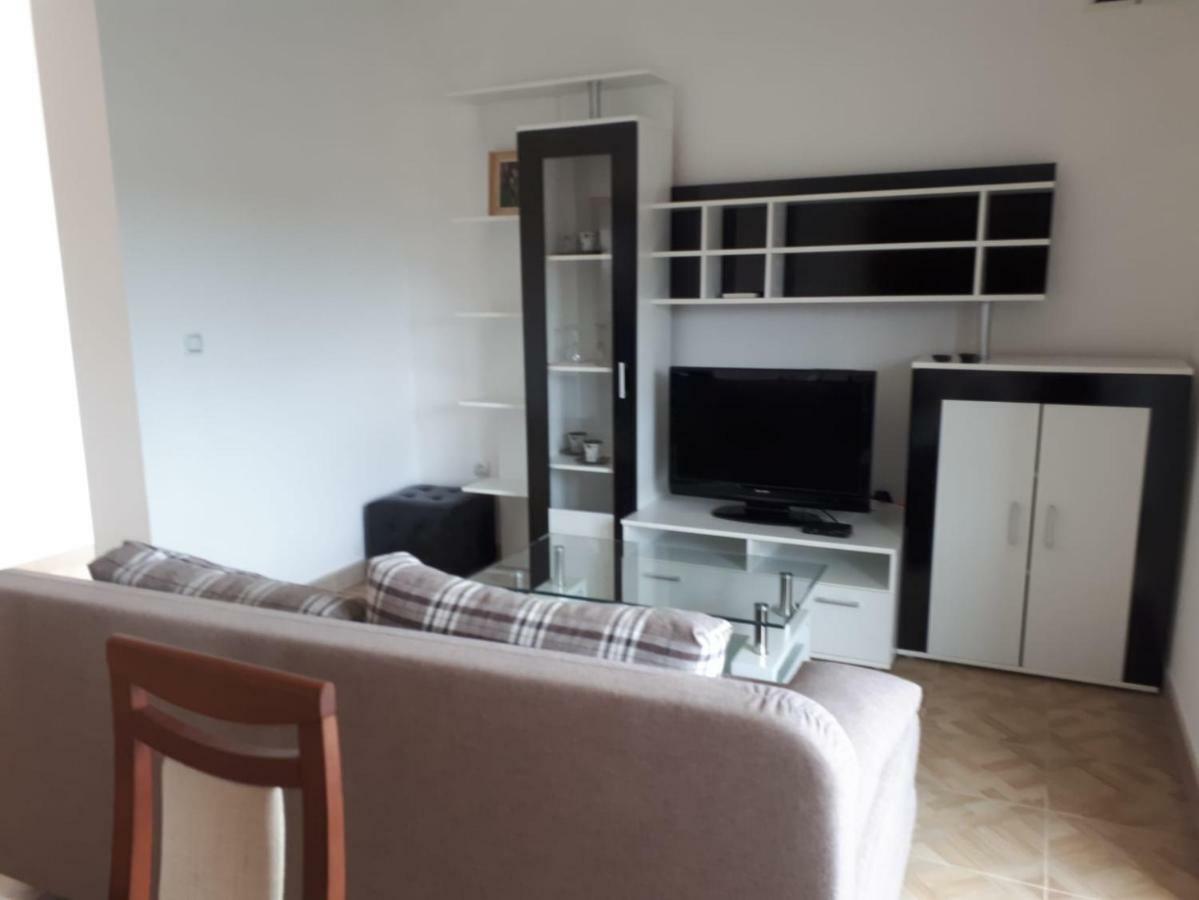 Apartmani Kuzmić Vrsi Zewnętrze zdjęcie