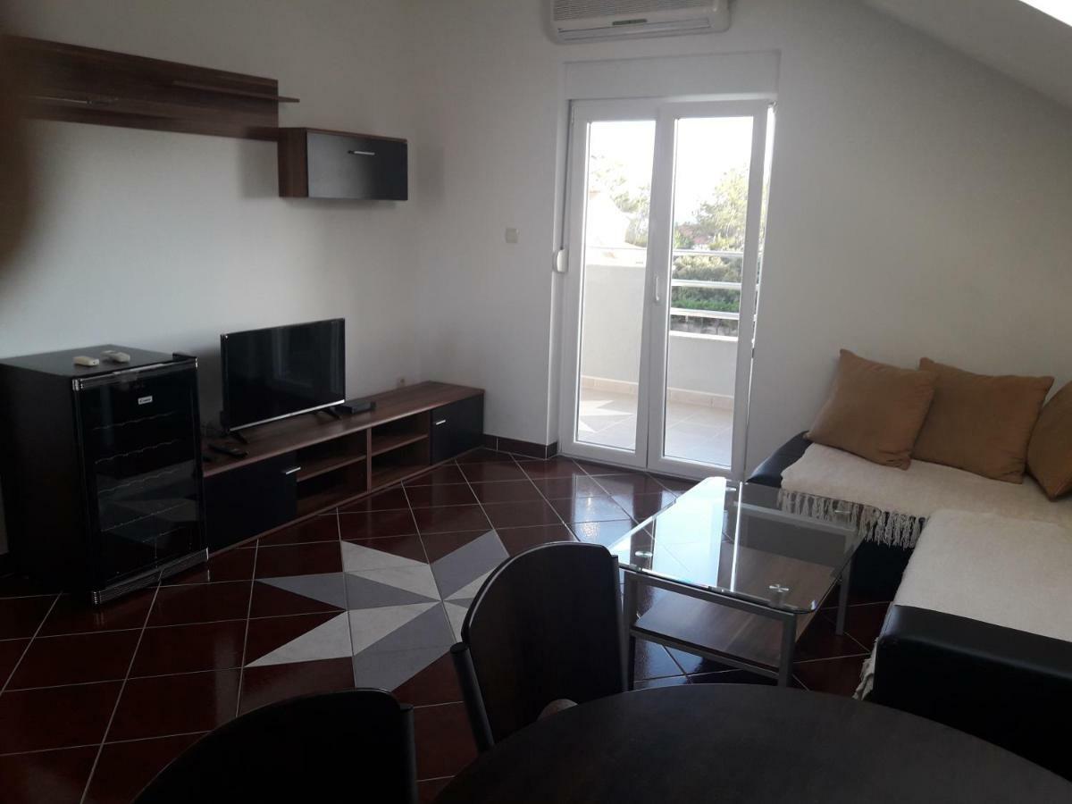 Apartmani Kuzmić Vrsi Zewnętrze zdjęcie