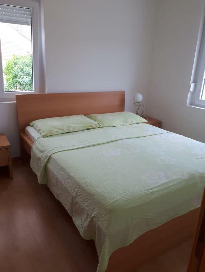 Apartmani Kuzmić Vrsi Zewnętrze zdjęcie